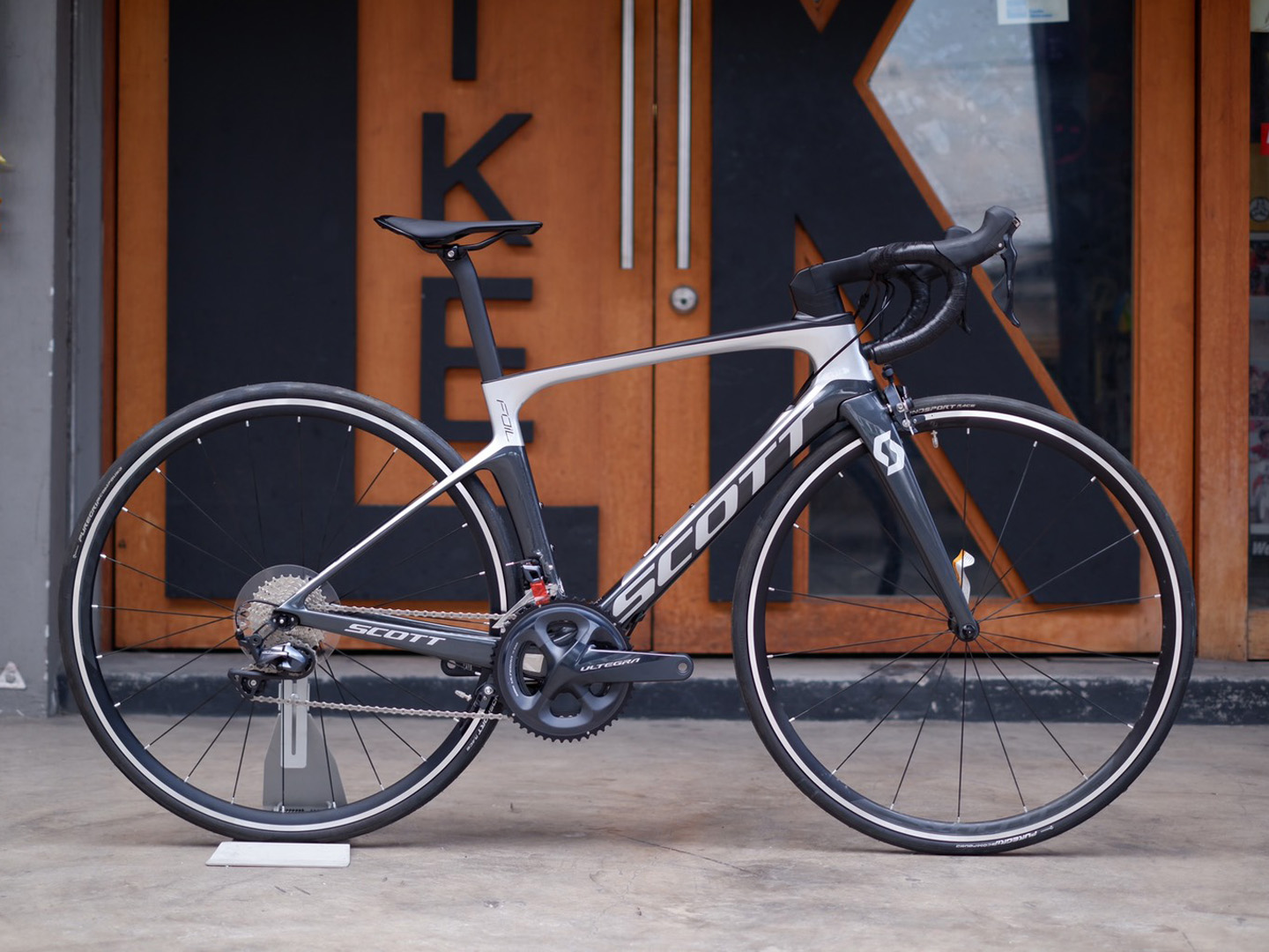 Scott foil store 20 ultegra